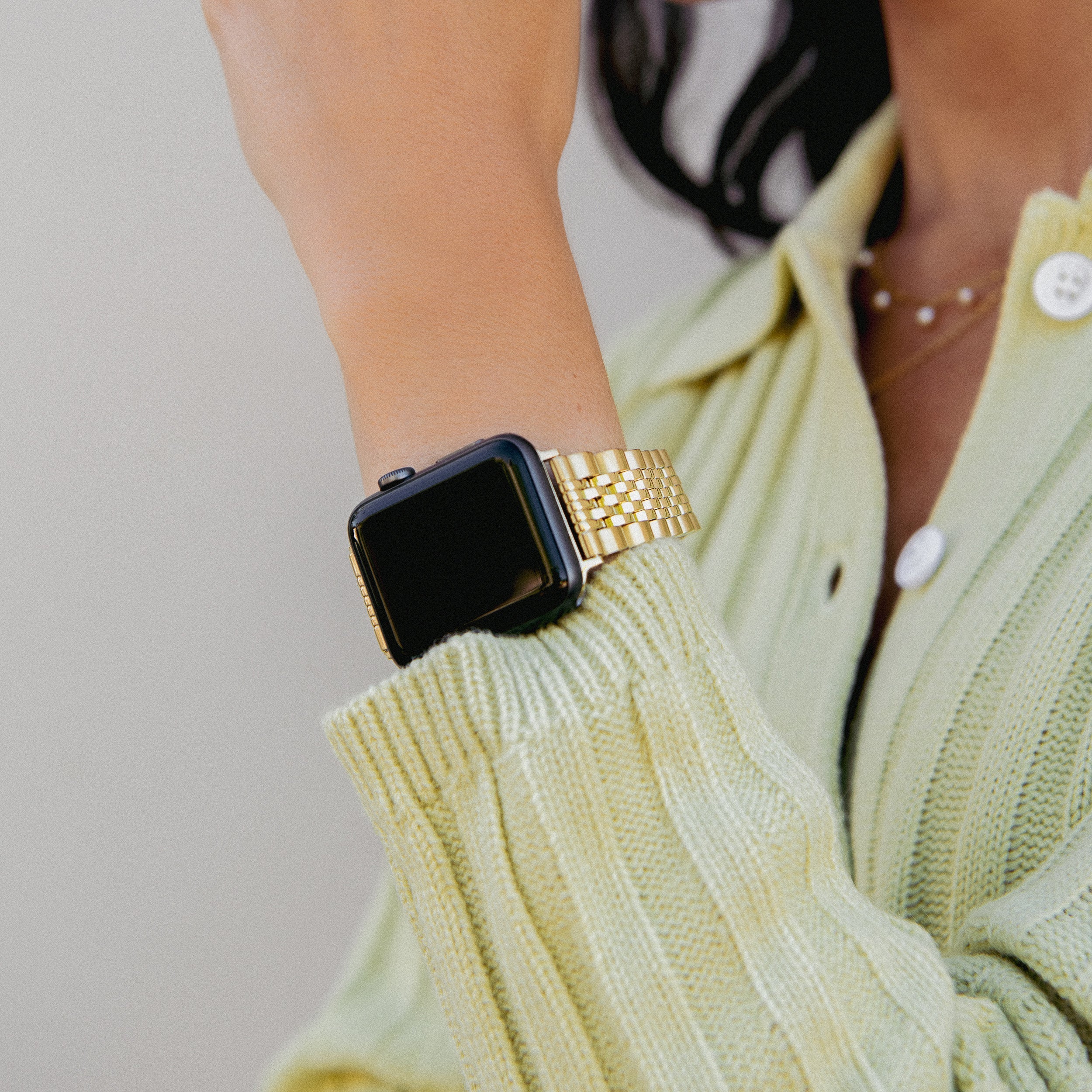 Apple Watch Metal Bracelet - Chic Royal
