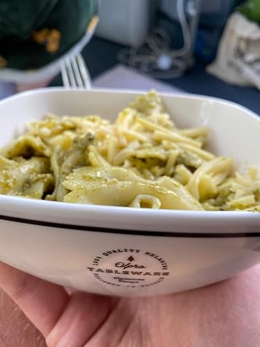 OLPRO Signature Camping Tafelservice – 8-teiliges Kunststoff-Teller, Schüssel, Becher-Set für 2 Personen – leichtes Campinggeschirr für Erwachsene & Kinder, spülmaschinenfest, ideal für Picknicks