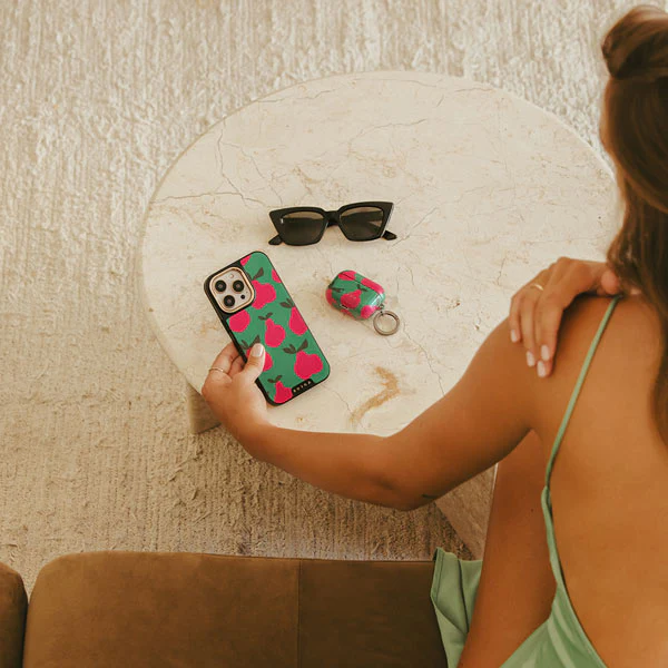 Refresco - iPhone 16 Pro Max Case