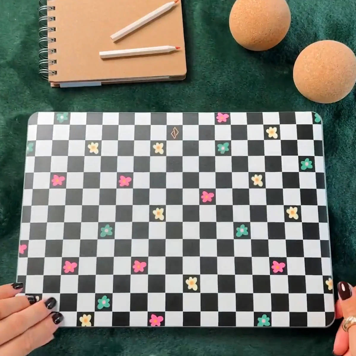 Lunch Break - Macbook Case