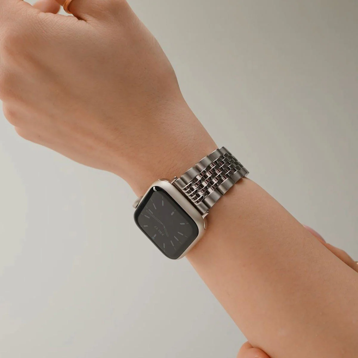 Apple Watch Metal Bracelet - Chic Royal