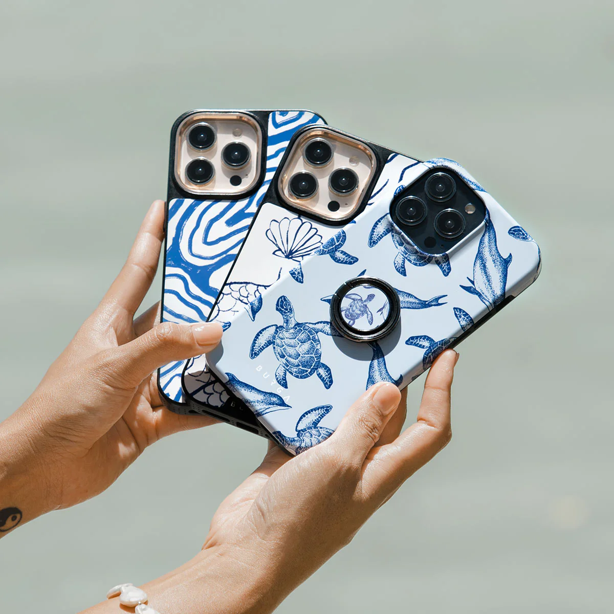 Aquatic Dance - Adhesive Ring Holder