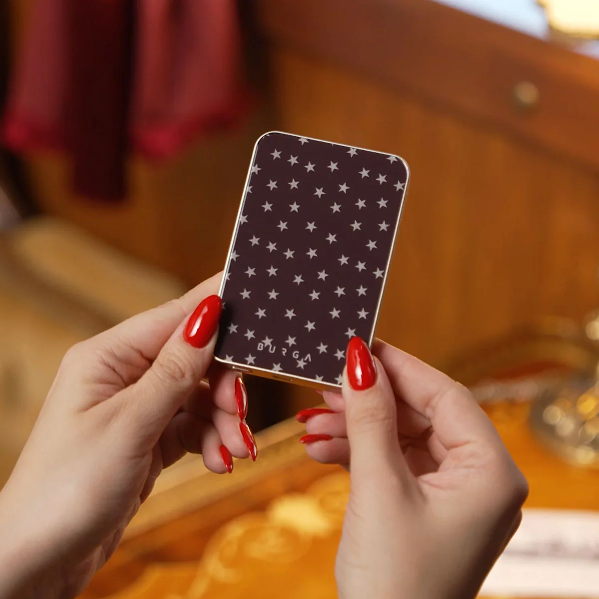 Wild Card - Magnetic Power Bank