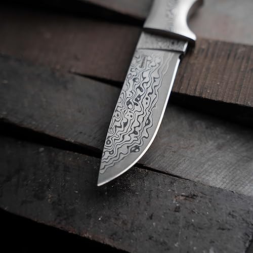 BÖKER PLUS® M-One Damast Jagdmesser - edles Damastmesser mit feststehender Klinge & Leder-Scheide - Fahrtenmesser mit Eben-Holz Griff - Damaszener Outdoor Messer in Geschenk-Box