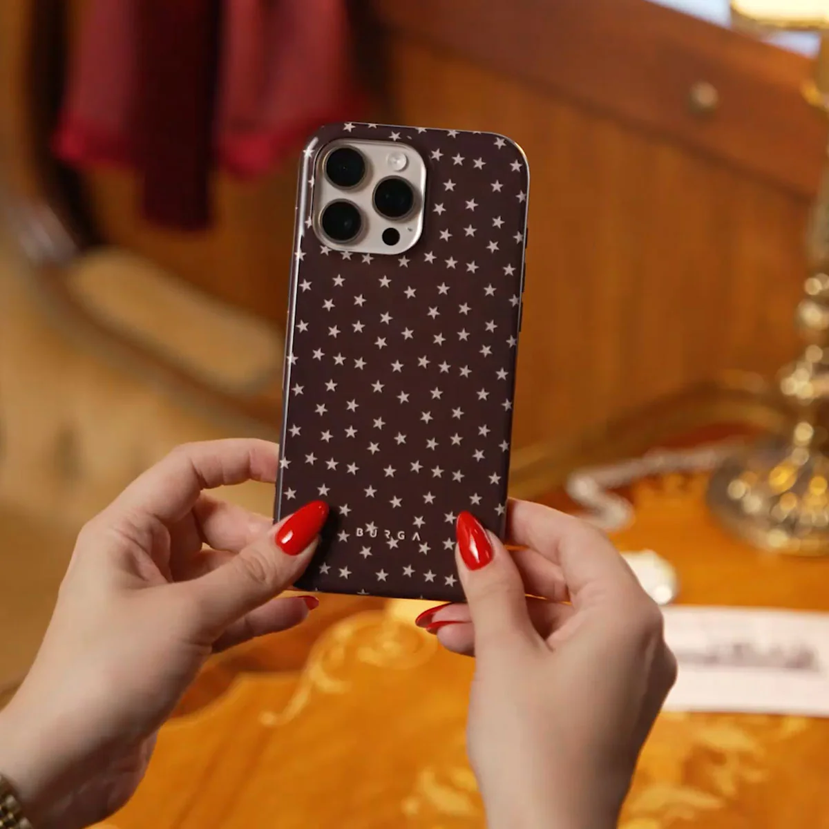 Wonderland - iPhone 16 Pro Max Case