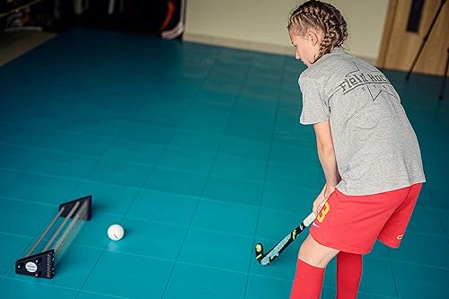 Training aid to Improve Ball Control - Field Hockey REBOUNDER