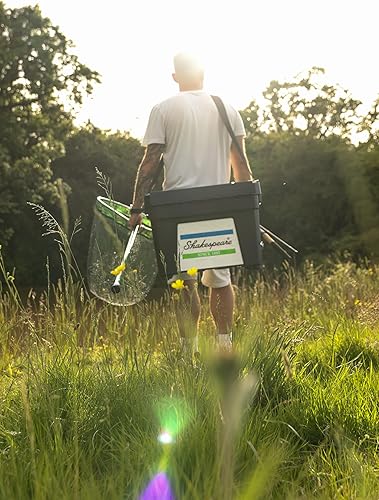 Shakespeare-Sitzkiste – stark wasserabweisend, große Aufbewahrungsmöglichkeit für Tackle – Doppelverriegelung, extra tiefer Deckel – für Salz- und Süßwasser